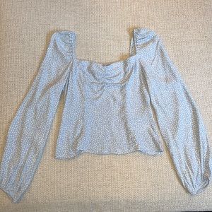 Floral balloon sleeve top